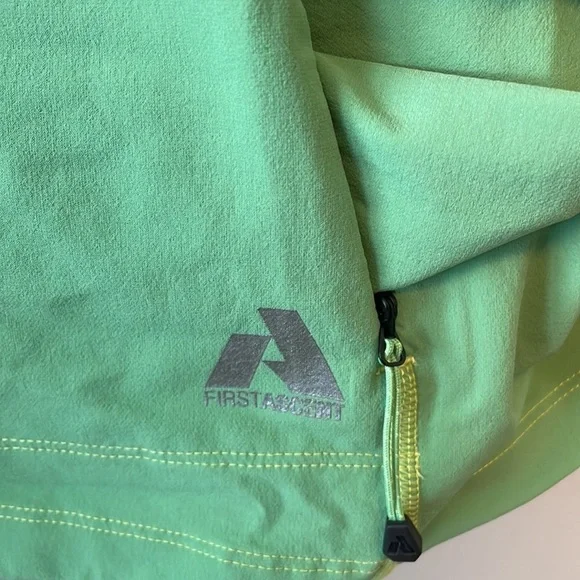 Wind jacket - Picture 3 of 4